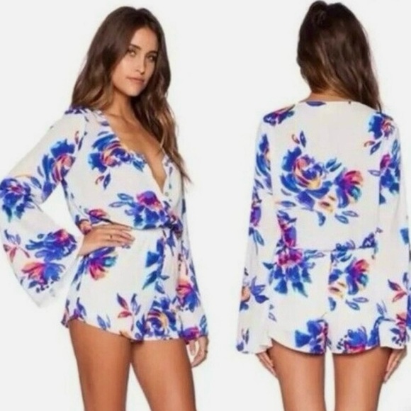 Show Me Your Mumu Red Rocks Floral Romper in Petal Pink Bell Sleeve Medium - Picture 4 of 11